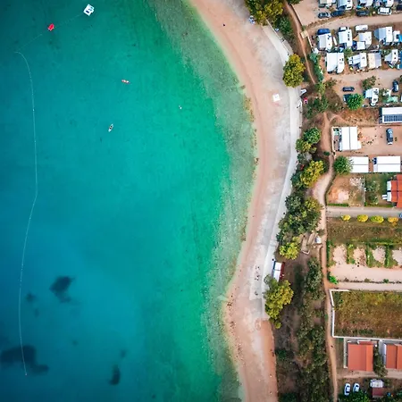 Vista Mobile Homes *