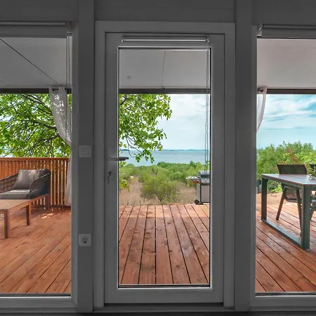 Vista Mobile Homes Пакоштане